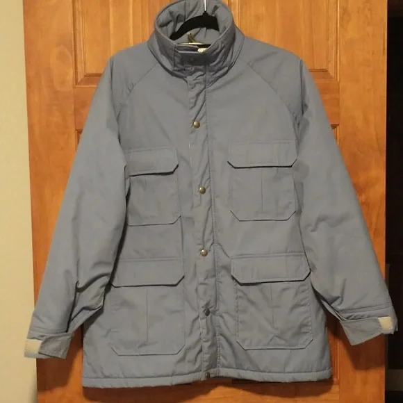 Woolrich woman's size L heavy quilted lined winter parka coat in periwinkle blue - Picture 2 of 16